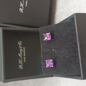 Amethyst earrings 6x6mm